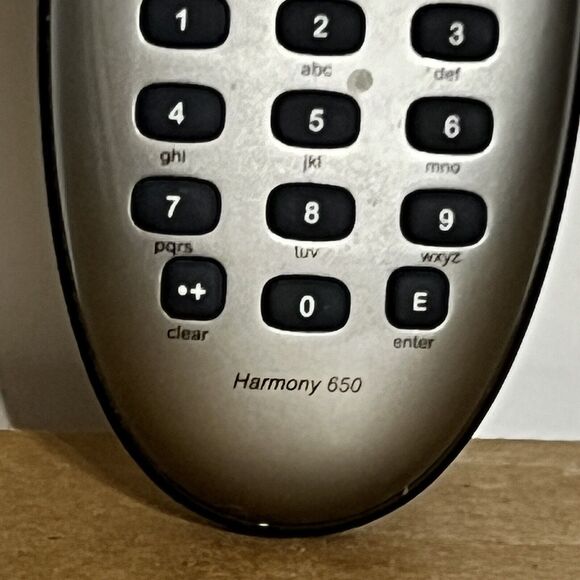 Logitech Harmony 650 infrared Universal Remote Control Movie, Music, Tv Pics Vid - Picture 11 of 14